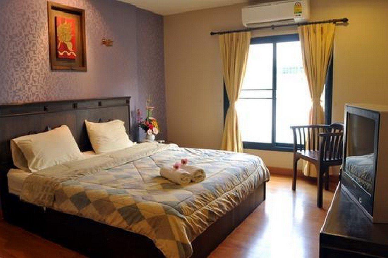 Lanna House Hotel Чиангмай Екстериор снимка