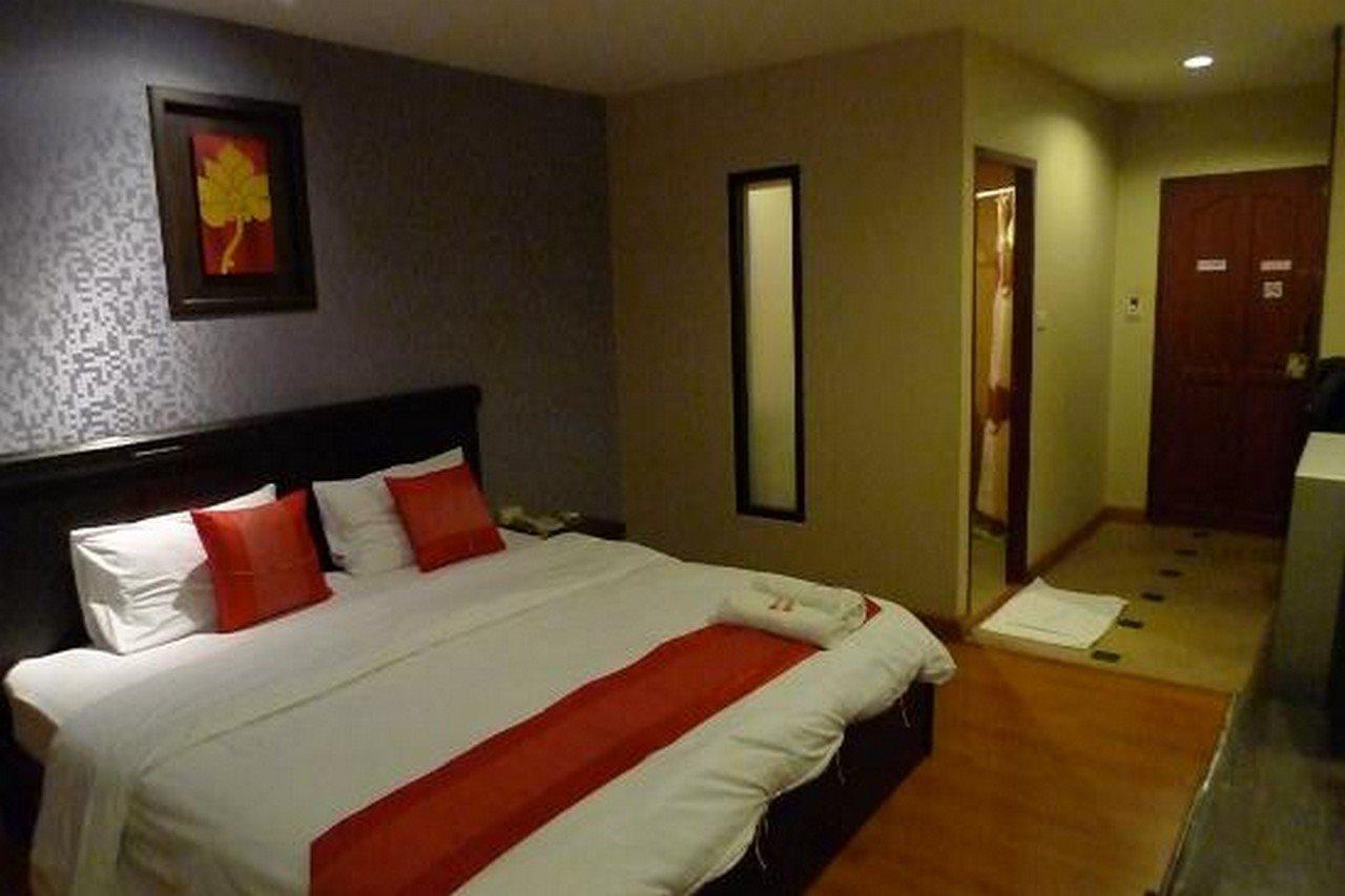 Lanna House Hotel Чиангмай Екстериор снимка