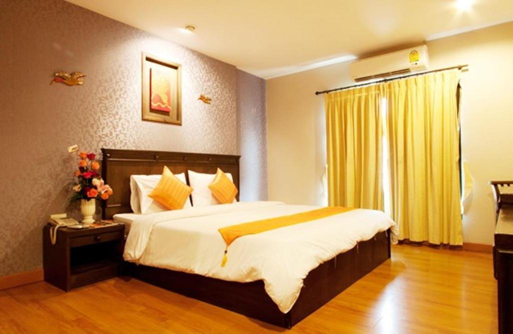 Lanna House Hotel Чиангмай Стая снимка