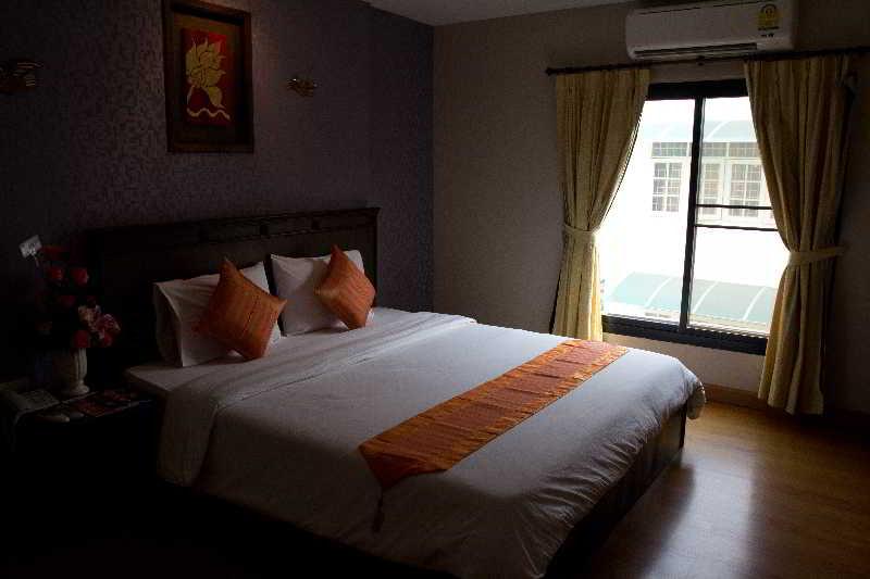Lanna House Hotel Чиангмай Екстериор снимка