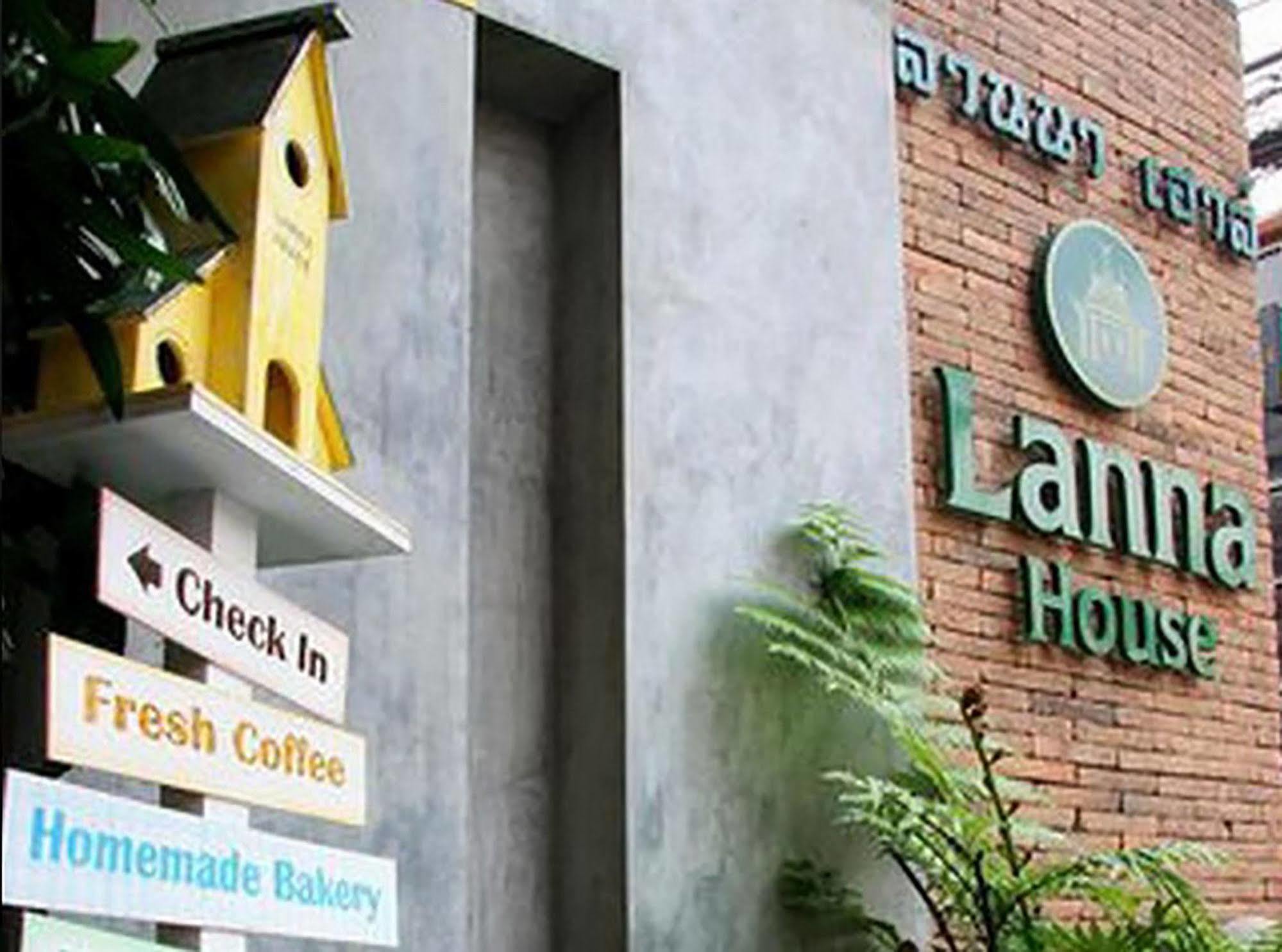 Lanna House Hotel Чиангмай Екстериор снимка