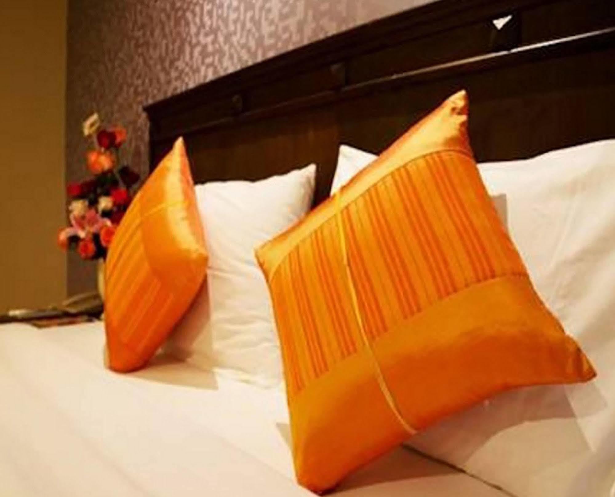 Lanna House Hotel Чиангмай Екстериор снимка